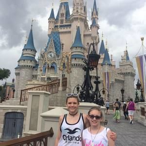 Meet your Posher, Lisa